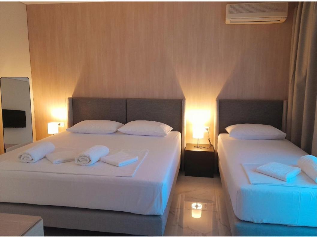 Gb Rooms Ksamil Chambre photo